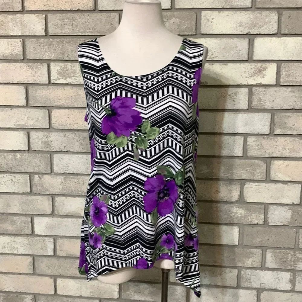 3for$20 top size large runs smaller toward medium